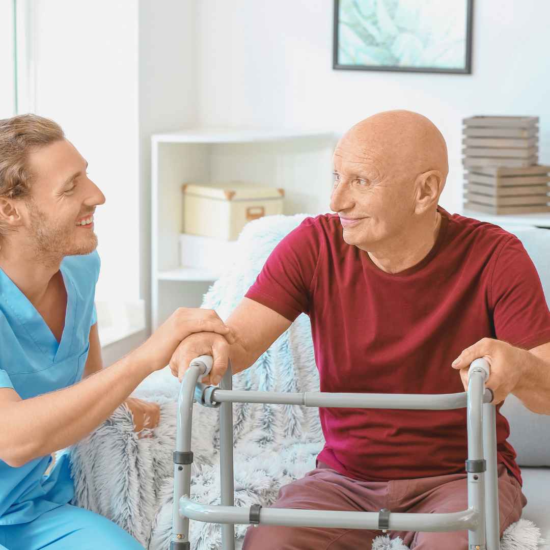 מטפל סיעודי פרטי – ליווי אישי שמפחית חרדות